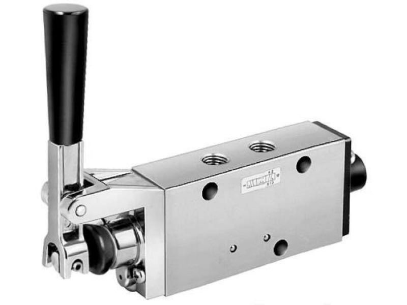 Picture of Parker 422CS014W - 42 Series Manual/Mechanical Valve - 4-way 3-position