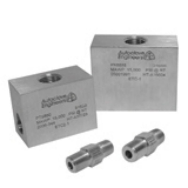 Picture of Parker 10BF161688 - Pipe Fitting, 15,000 PSI - P Series
