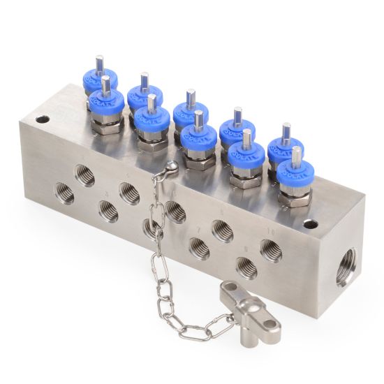 Picture of Parker HCDMS103STKATNC - 6,000 PSI Distribution Manifold - H Series