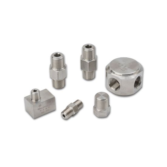 Picture of Parker 02Y5-2-16C - NPT Adapters